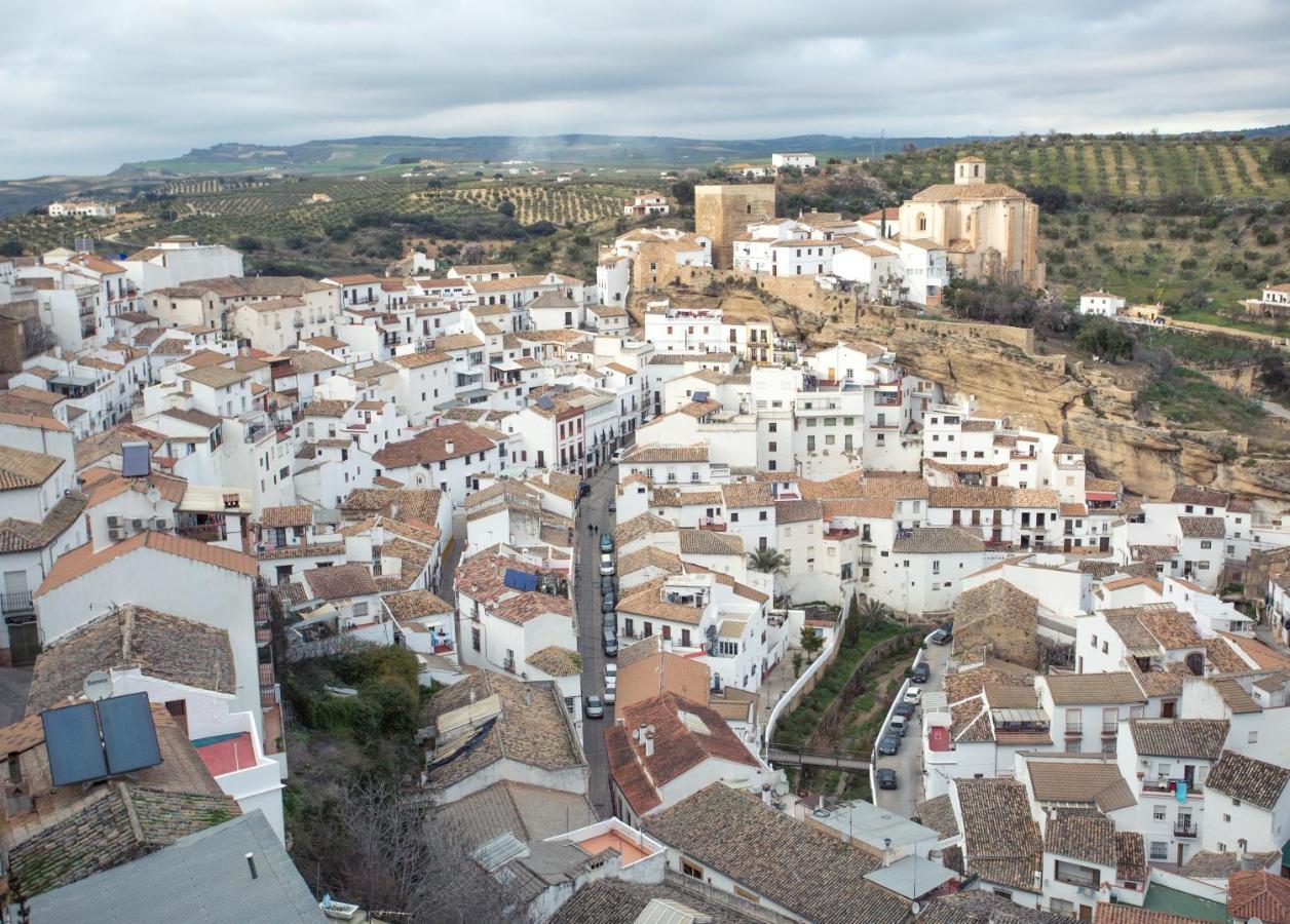 Apartamento Entrecaminos Setenil De Las Bodegas المظهر الخارجي الصورة